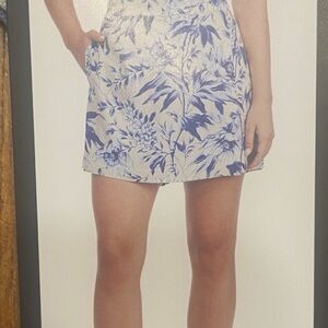 Ellen Tracy Blue Floral Skort